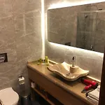 Hotel Orange Sisli *